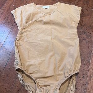 The simple folk Noa suit 2/3 years